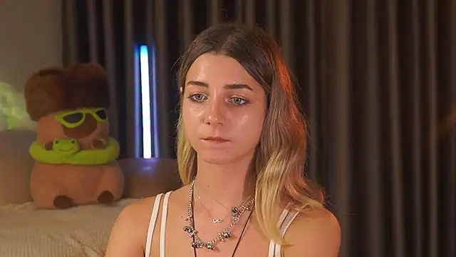 MilaMilkEyes Live XXX-Chat