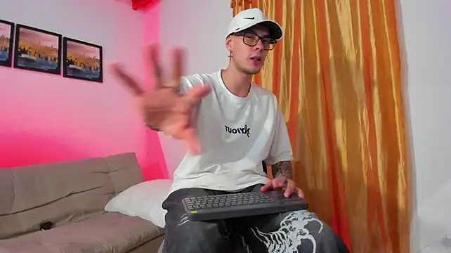 Vlad__night's Live XXX Chat