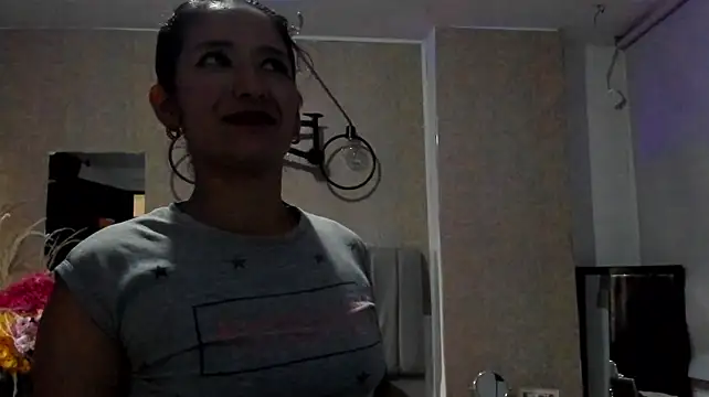 Vicky_Angeel's Live XXX Chat
