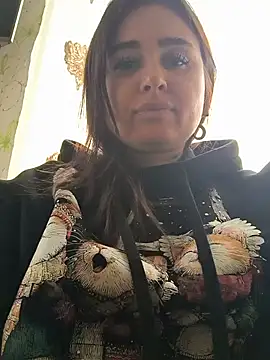 Chat +18 de KikiXRed ao vivo