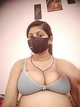 Show de NaughtyMahi na webcam