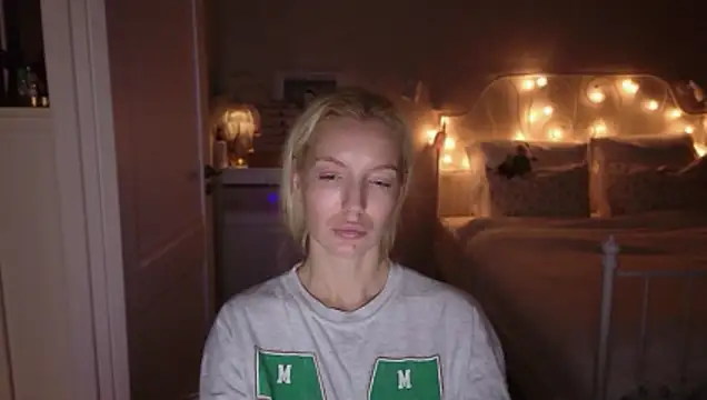Онлайн чат XXX MauiBae