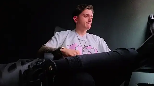 XXX chat uživo modela FelixStarkk