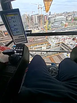 XXX chat uživo modela Savonani
