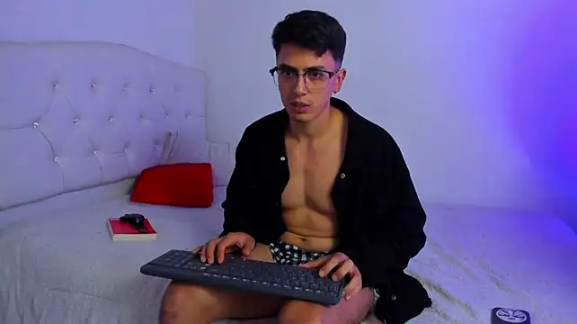 Caramelo_Bryan Show in webcam