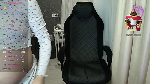 Alice_Weiss Adlı Modelin Canlı XXX Sohbeti