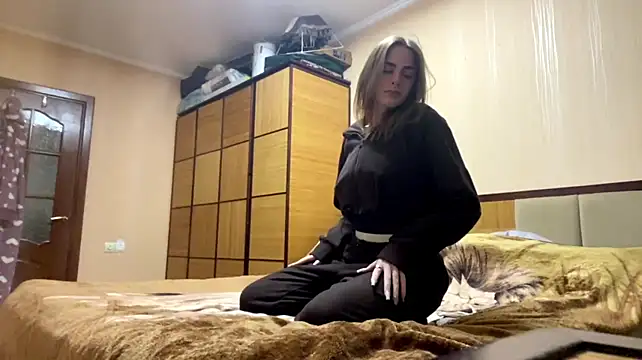 selianderol Adlı Modelin Canlı XXX Sohbeti
