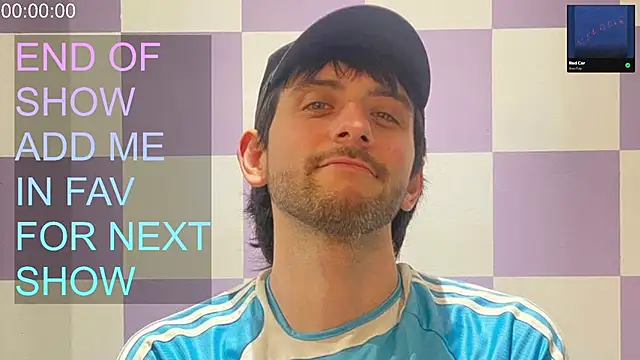 Chat XXX en directo de Chuck-FR