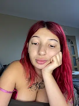 Nyvera's Live XXX Chat