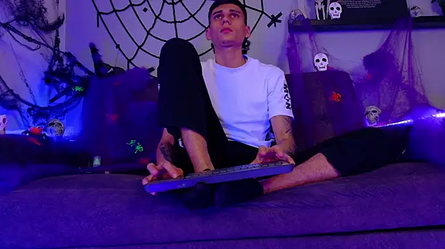 Chat XXX en directo de BryanGrey__