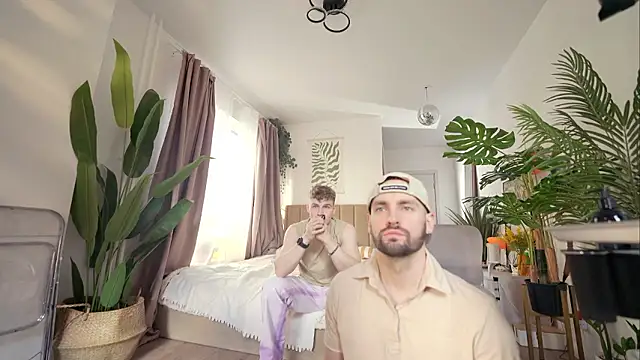 enjoy_me XXX чат на живо