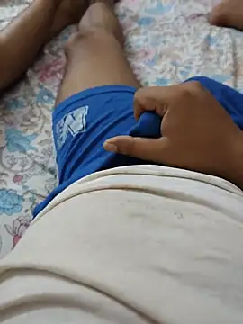 Roy8783 live XXX chat