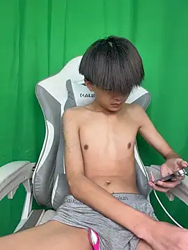 DD-101 live XXX chat