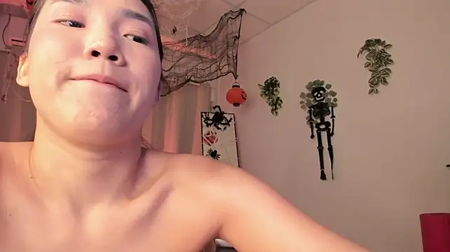Chat +18 de Divine_Madeleine ao vivo