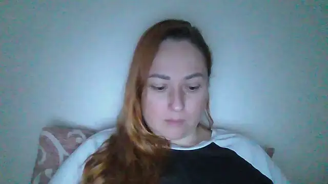 Chatroom XXX en direct de Foxy_Kate3333