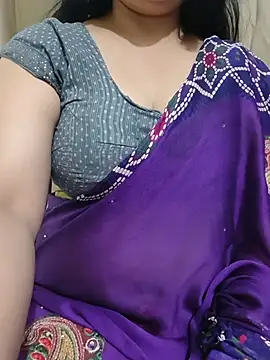 Chat +18 de ritika_kushwaha ao vivo