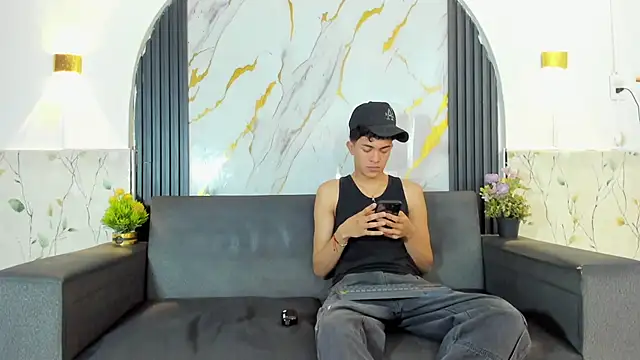 Yeff_26 Chat XXX live