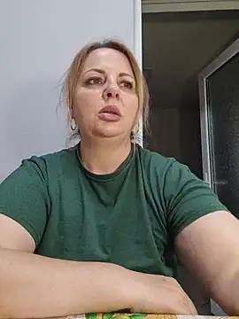 Chat +18 de erikaerika ao vivo