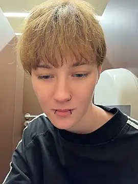 IceMur's Live XXX Chat