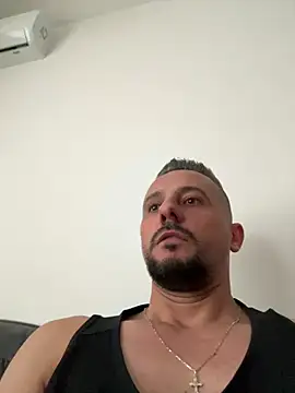 XXX chat uživo modela InsaneMattt