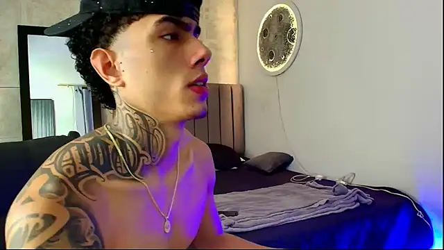 zeta_333 live XXX chat