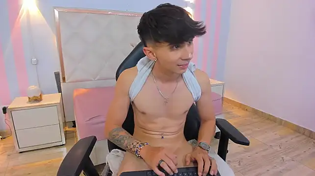 Chat XXX en directo de Peter_tay