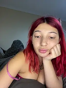 Nyvera 라이브 XXX 채팅