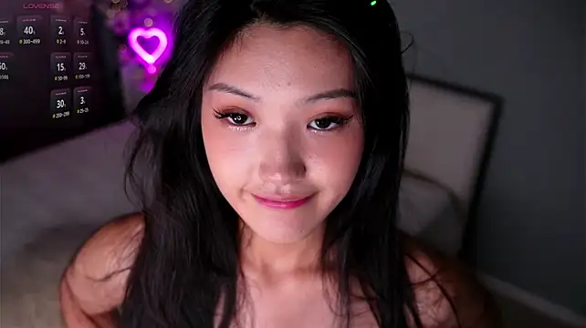 FancyEsten 现场XXX聊天