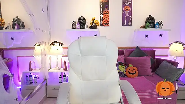 ConnyJenner – Naživo XXX chat