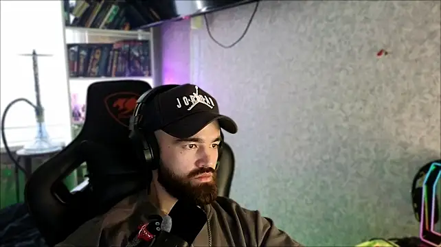 _Serious_Man Chat XXX live