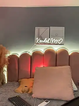 KendalMilleer's Live XXX Chat