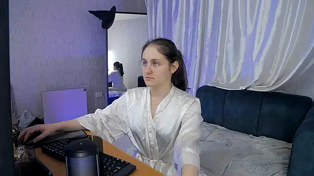 Holliy_Cooper Live XXX-Chat