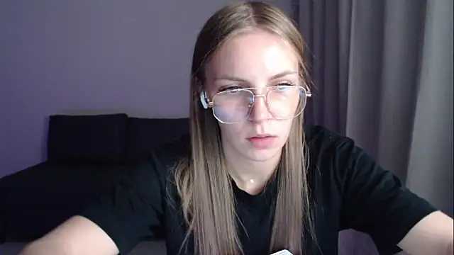HitGyrl's Live XXX Chat