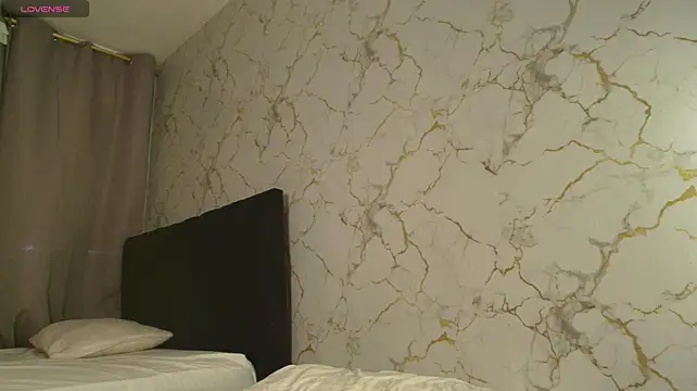 cinniaa_ Chat XXX live
