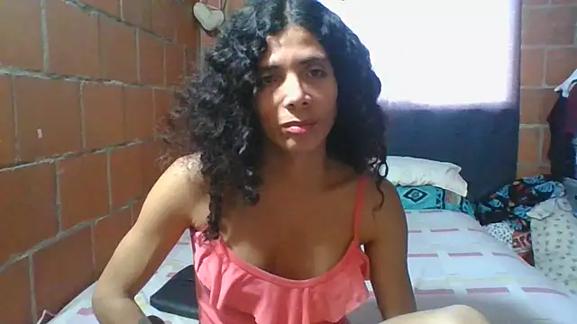 Nadia_Monroe élő XXX-chatje