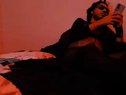 Iscariot19 Adlı Modelin Canlı XXX Sohbeti