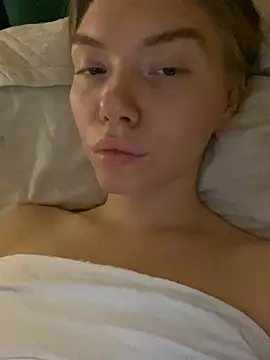 צ'אט XXX בשידור חי של Lisaaa_Alisa