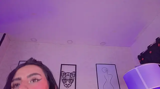 Chat +18 de Celine_Carter ao vivo