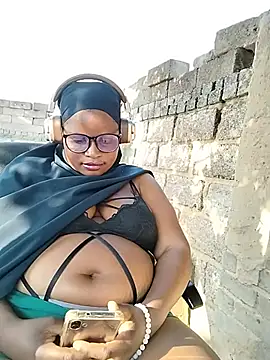 Chat +18 de JuicyHoney_01 ao vivo