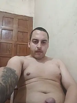 Chat +18 de matvaz21cm ao vivo