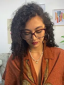 Živý XXX chat CurlyMeryJane