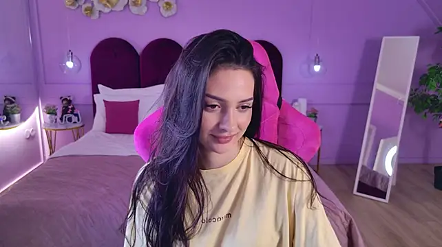TianaFoxy Adlı Modelin Canlı XXX Sohbeti