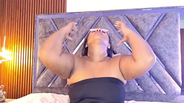 Czat XXX na żywo – Slutty_Vicky