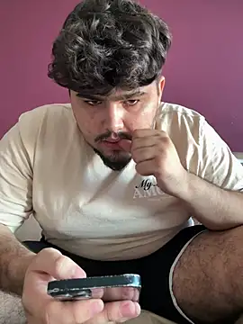 Chat XXX ao vivo de Yannick04