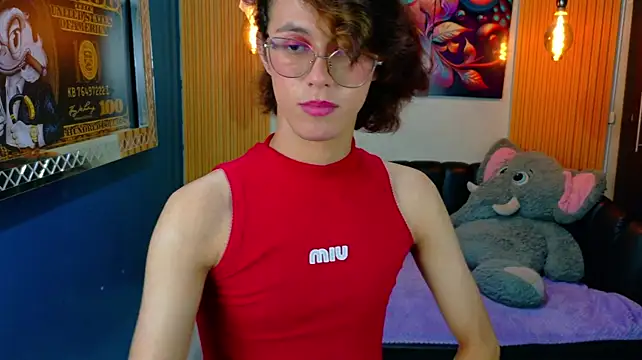 XXX chat uživo modela Jav_Frank