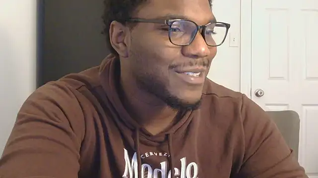 צ'אט XXX בשידור חי של Fireladozai