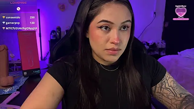 Chat +18 de Lilyhotson ao vivo