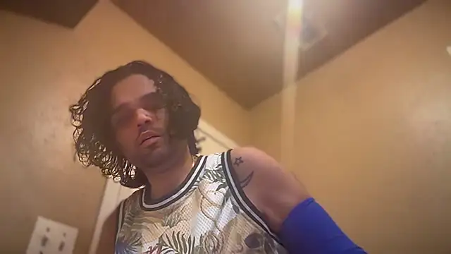 Chat +18 de icebergslim281 ao vivo