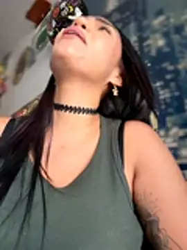 Sara-77 Chat XXX in diretta