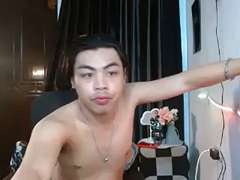 Chat +18 de UrKawasaki ao vivo